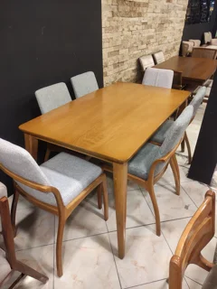 میز ناهارخوری